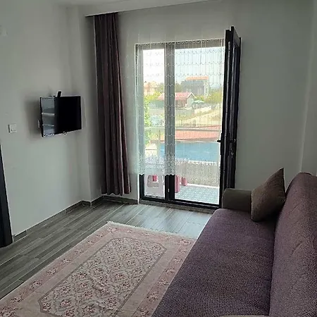 Geyikli Sahilde 1+1 Orta Kat B1 2*