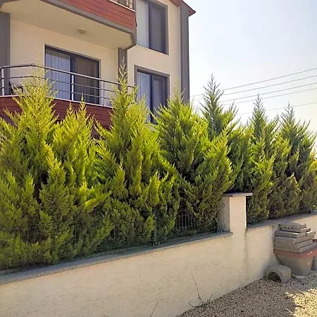 Geyikli Sahilde 1+1 Orta Kat B1 Hotel
